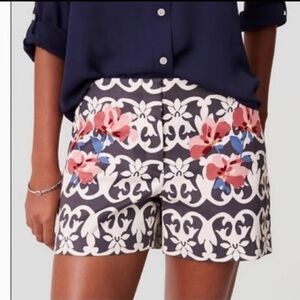 *LOFT* Floral Stripe Print 4” Inseam Riviera Shorts NWT Size 4